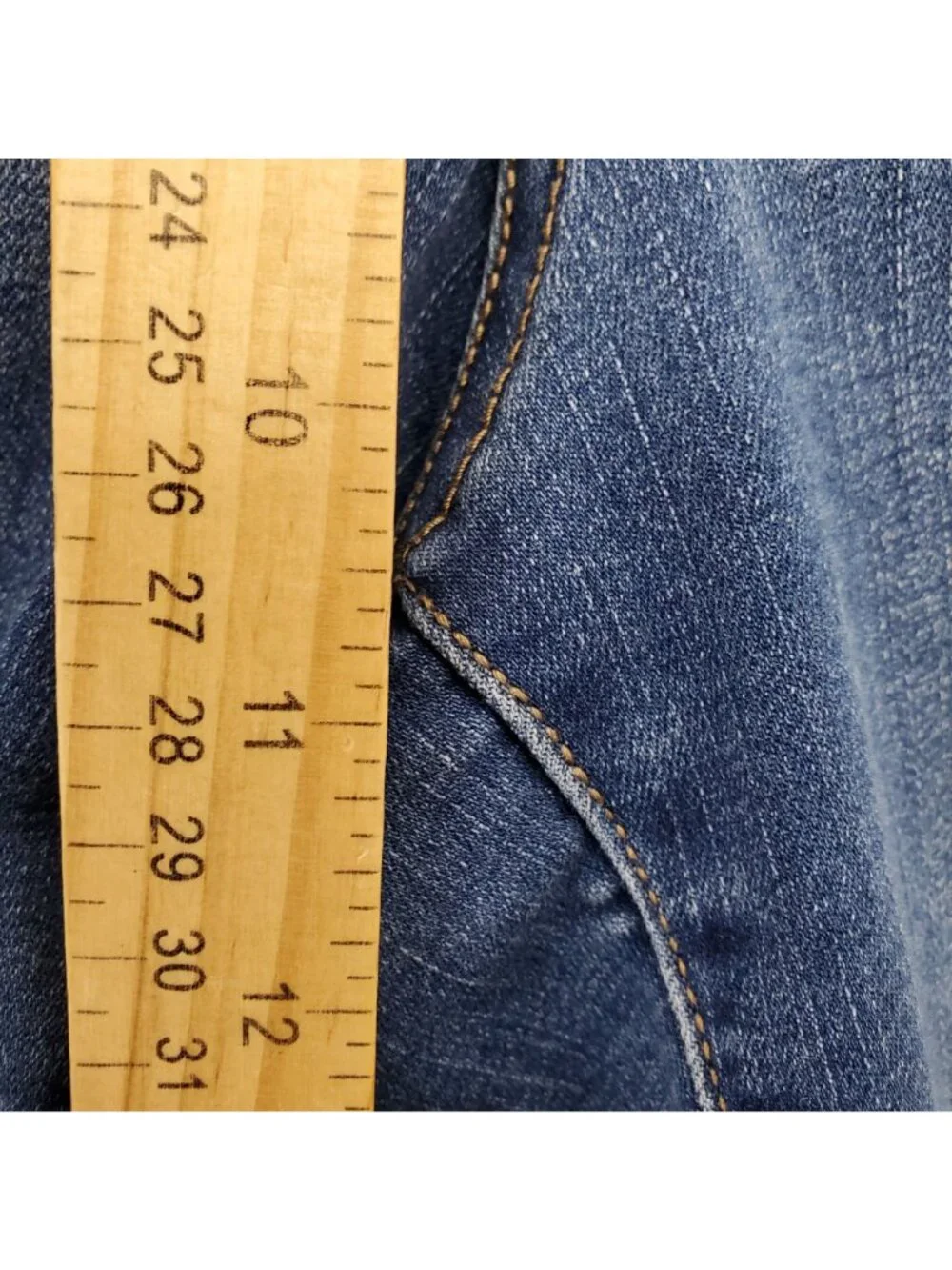 Time And Tru Shorts Womens 14 Blue Denim High Waist Distressed Cutoff *Read*